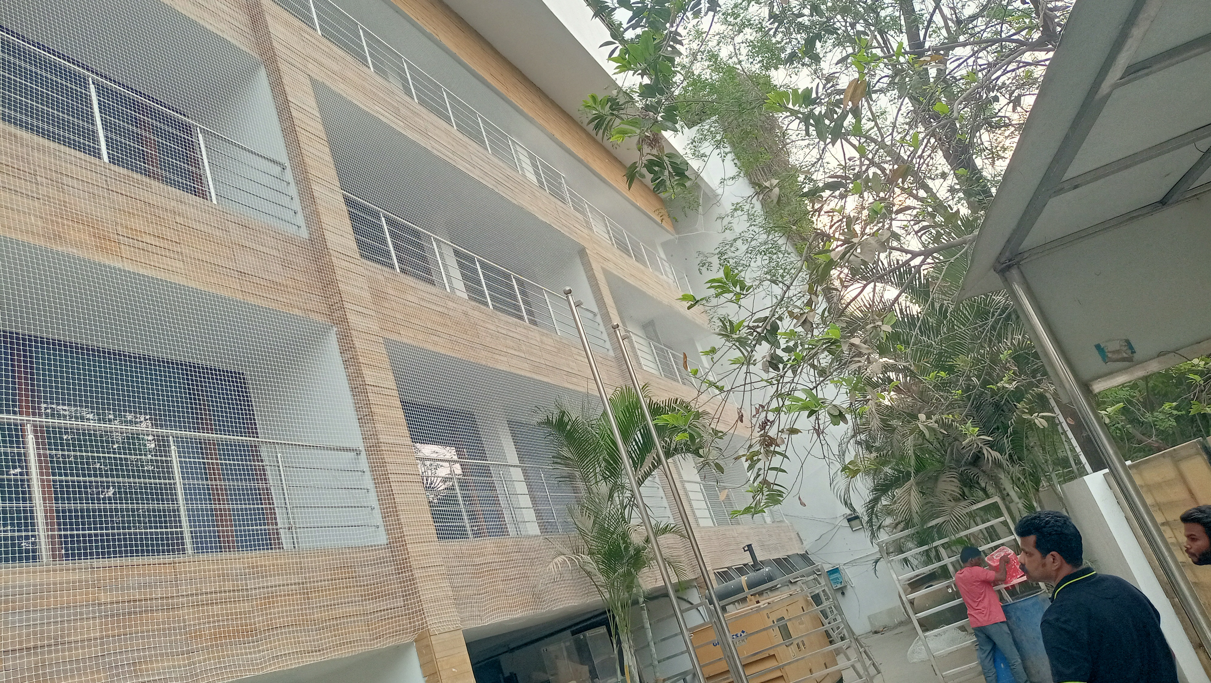 Commercial Facade Netting